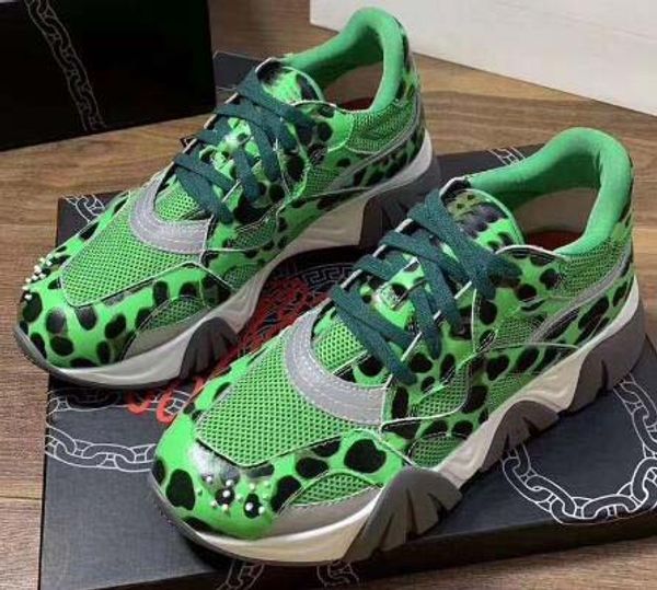 latest chain reaction luxury designer shoes men sneakers medusa runner leopard black white suede leather men trainers shoes 005
latest chain reaction luxury designer shoes men sneakers medusa runner leopard black white suede leather men trainers shoes 005