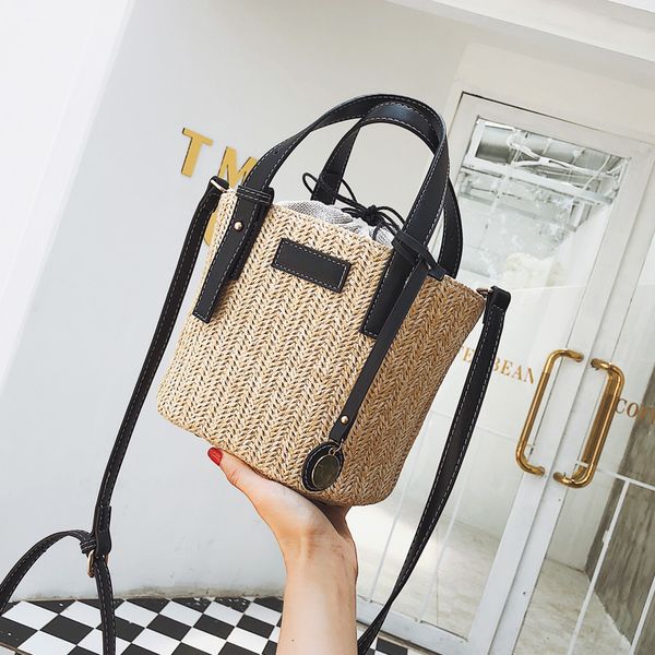 casual rattan buckets bag large capacity totes wicker woven women handbags handbade shoulder bags summer beach straw bag purses
casual rattan buckets bag large capacity totes wicker woven women handbags handbade shoulder bags summer beach straw bag purses