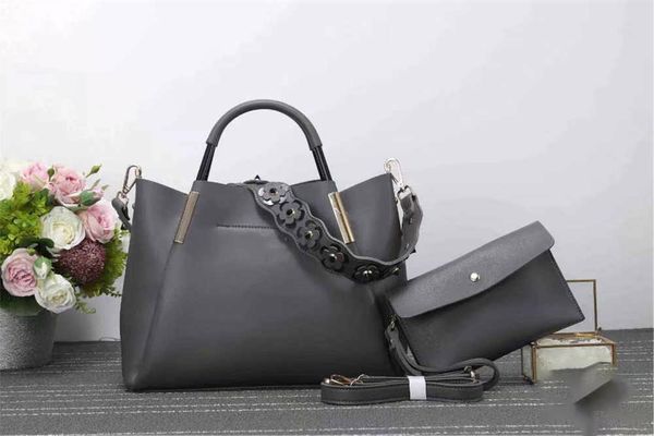 on the new bag female new big red handbag wild fashion bag simple trendy shoulder oblique #uibnj
on the new bag female new big red handbag wild fashion bag simple trendy shoulder oblique #uibnj