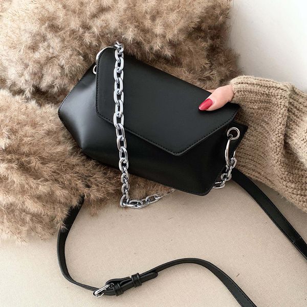 luxury chain crossbody bags for women 2020 leather shoulder handbags fashion small square bag ladies messenger bag
luxury chain crossbody bags for women 2020 leather shoulder handbags fashion small square bag ladies messenger bag