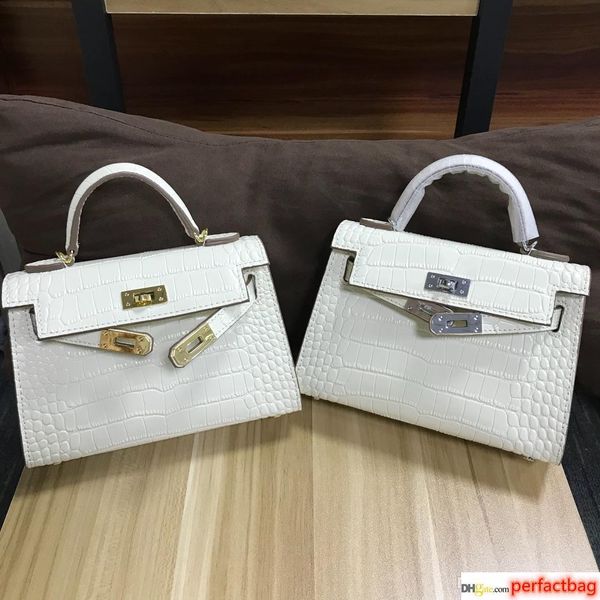 19cm mini size brand women totes cowhide leather with alligator pattern bags shoulder bag with gold silver hardware scarf fashion handbag
19cm mini size brand women totes cowhide leather with alligator pattern bags shoulder bag with gold silver hardware scarf fashion handbag