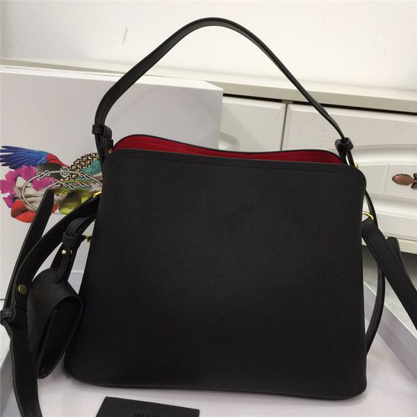 2019 designer handbag luxury handbag wallet famous brand handbag lady bag diagonal cross bag fashion real leather shoulder bag
2019 designer handbag luxury handbag wallet famous brand handbag lady bag diagonal cross bag fashion real leather shoulder bag