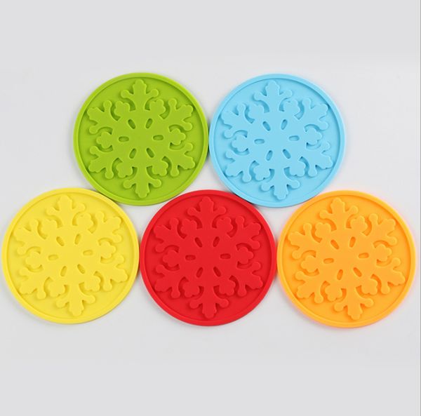 silicone snowflake coasters cup coaster table decoration tea mug placemat cup coaster mat pad drinks holders
silicone snowflake coasters cup coaster table decoration tea mug placemat cup coaster mat pad drinks holders