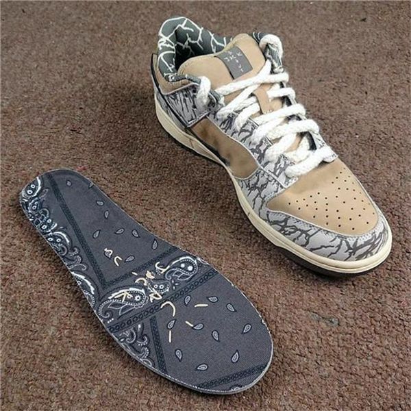 2020 top аутентичных sb dunk low трэвис скотт примеры ts х dunk beige бандан вскользь скейтборд обувь люди женщины кроссовок с коробкой
2020 top аутентичных sb dunk low трэвис скотт примеры ts х dunk beige бандан вскользь скейтборд обувь люди женщины кроссовок с коробкой
