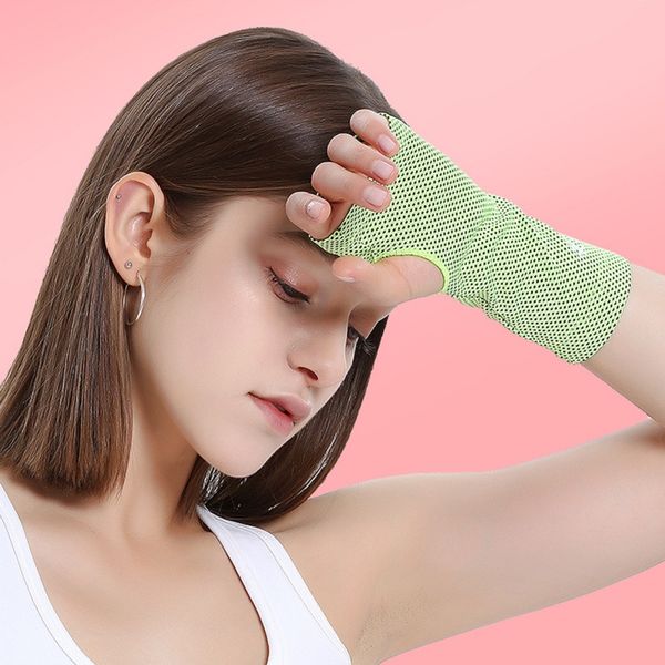 wrist brace support breathable ice cooling tennis wristband wrap sport sweatband for gym yoga hand sweat band brace, Black;red
wrist brace support breathable ice cooling tennis wristband wrap sport sweatband for gym yoga hand sweat band brace, Black;red