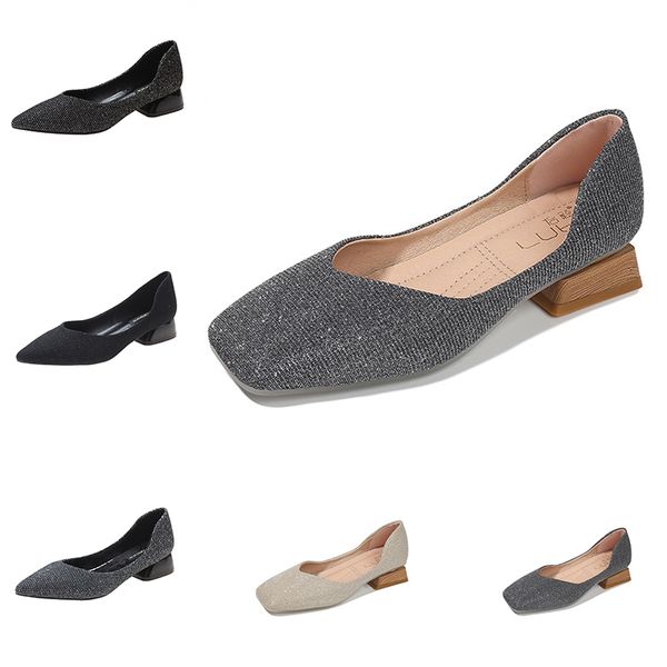 2020 fashion women s casual crystal sequins mid-heeled shoes with pointed shallow mouth outdoor jogging walking shoes main5
2020 fashion women s casual crystal sequins mid-heeled shoes with pointed shallow mouth outdoor jogging walking shoes main5