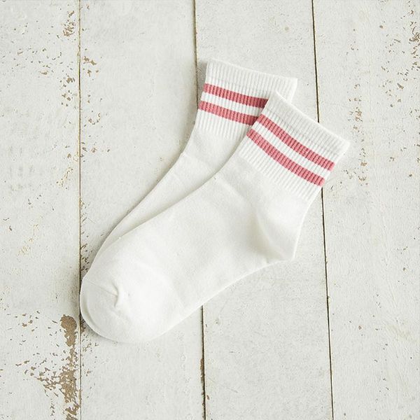 1 pair comfortable funny women socks cotton blend school cute breathable striped fashion casual soft students sports mid calf, Black;white
1 pair comfortable funny women socks cotton blend school cute breathable striped fashion casual soft students sports mid calf, Black;white