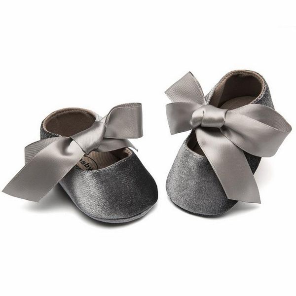 cute newborn baby shoes first walker shoes non-slip soft sole casual pattern suitable for children 7005
cute newborn baby shoes first walker shoes non-slip soft sole casual pattern suitable for children 7005