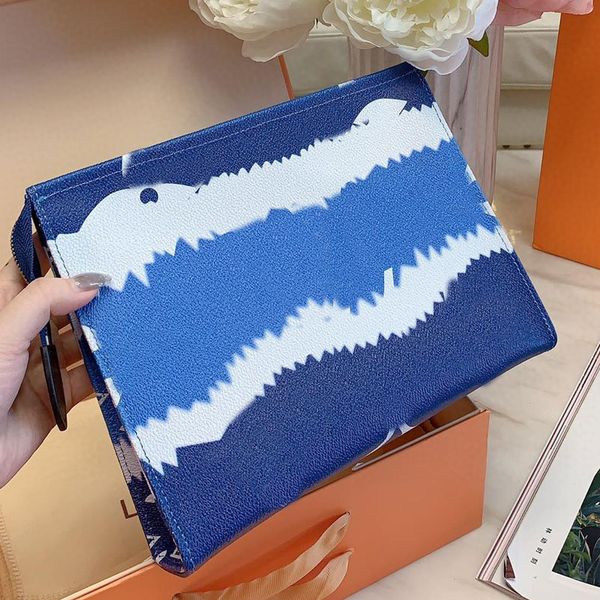 women coin purse clutch cosmetic bag fashion doodling gradient color women tote bags artwork patchwork ladies rainbow bags
women coin purse clutch cosmetic bag fashion doodling gradient color women tote bags artwork patchwork ladies rainbow bags