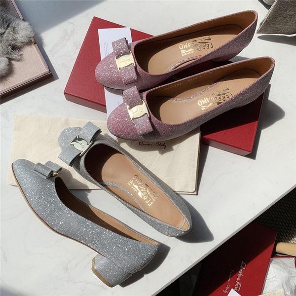 high -quality autumn and winter high -grade women 's casual shoes ,leather outsole highlight the unique charm 36 -40 delivery, Black
high -quality autumn and winter high -grade women 's casual shoes ,leather outsole highlight the unique charm 36 -40 delivery, Black