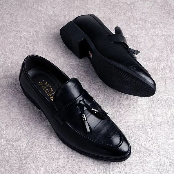 british tip men's small leather shoes korean version of the trend a foot hair stylist tide shoes 2019 new shoes men leisure, Black
british tip men's small leather shoes korean version of the trend a foot hair stylist tide shoes 2019 new shoes men leisure, Black
