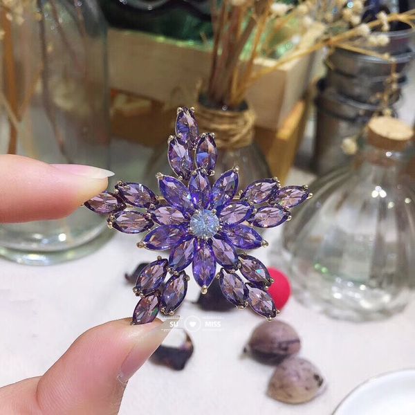 star flower brooch pins crystal brooches for women dressing decoration fashion beautiful jewelry modern girl gift, Gray
star flower brooch pins crystal brooches for women dressing decoration fashion beautiful jewelry modern girl gift, Gray