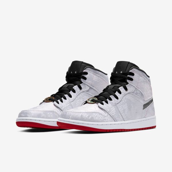 2019 new release clot x air 1 mid fearless one men basketball shoes cu2804-100 jumpman 1s mens trainers sports sneakers with box, White;red
2019 new release clot x air 1 mid fearless one men basketball shoes cu2804-100 jumpman 1s mens trainers sports sneakers with box, White;red