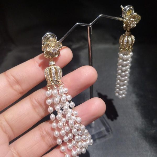 925 sterling silver needle banquet with super shinning zircon earrings count flower 14k gold pearl crown fringed earrings
925 sterling silver needle banquet with super shinning zircon earrings count flower 14k gold pearl crown fringed earrings