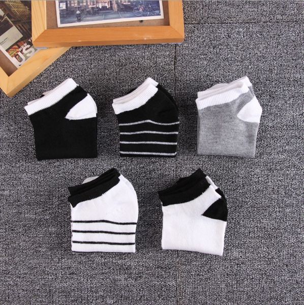 мужские чистые носки чистого цвета, доказательство запаха, доказательство пота, молодые люди, шестьдесят восьмая категория.тенденция, Black
мужские чистые носки чистого цвета, доказательство запаха, доказательство пота, молодые люди, шестьдесят восьмая категория.тенденция, Black