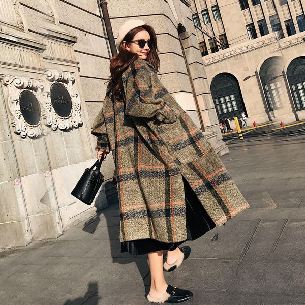 u-swear plaid woolen coat female long section 2019 winter new version of the loose retro thick woolen coat student, Black
u-swear plaid woolen coat female long section 2019 winter new version of the loose retro thick woolen coat student, Black