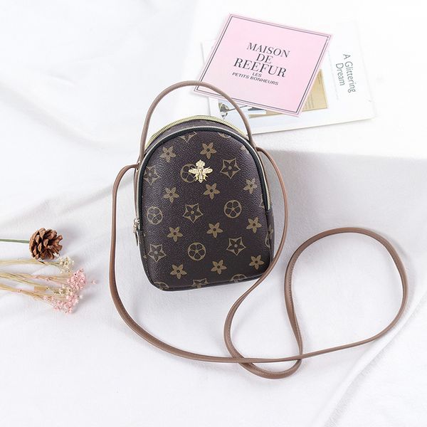 печать кожа круглый дизайнер crossbody сумка для женщин 2020 искусственная кожа сумки на ремне дамы маленькие сумки телефон мини сумка, Red;black
печать кожа круглый дизайнер crossbody сумка для женщин 2020 искусственная кожа сумки на ремне дамы маленькие сумки телефон мини сумка, Red;black