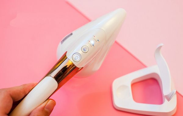 Top Iron Beauty Massager Вибрационный микротоковый красный светодиод Led Heat Ion lead В подтяжке л
Top Iron Beauty Massager Вибрационный микротоковый красный светодиод Led Heat Ion lead В подтяжке л