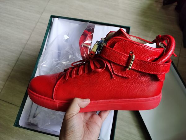 luxury designer sneakers cowhide fashion men comfortable casual flat shoes high shoes lock shoes with box, Black
luxury designer sneakers cowhide fashion men comfortable casual flat shoes high shoes lock shoes with box, Black