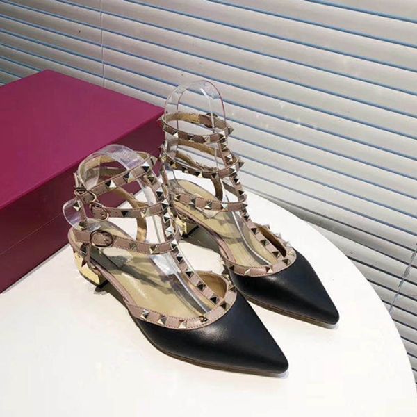 women's sandals shoes,mid heels lady's shoes,rivets decorated dress shoes pointed toe size 34-41, Black
women's sandals shoes,mid heels lady's shoes,rivets decorated dress shoes pointed toe size 34-41, Black