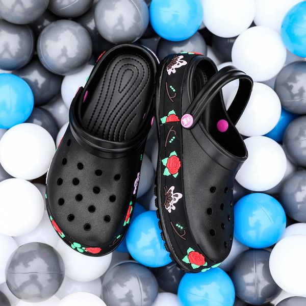 classic slip on garden clog shoes women summer slipper flat breathable outdoor sandal platform flower lightweight wedge shoes
classic slip on garden clog shoes women summer slipper flat breathable outdoor sandal platform flower lightweight wedge shoes
