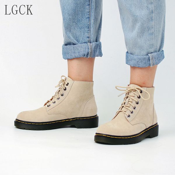 plus size 34-43 genuine leather women shoes punk autumn and winter boots lace-up fashion casual ankle boot high quality, Black
plus size 34-43 genuine leather women shoes punk autumn and winter boots lace-up fashion casual ankle boot high quality, Black