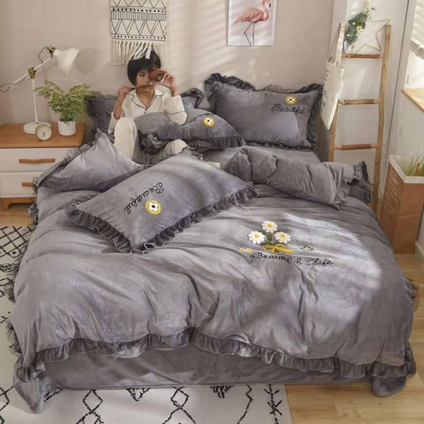 designer size bedding sets washed cotton bedding cover 4pcs luxury bed comforters sets 33
designer size bedding sets washed cotton bedding cover 4pcs luxury bed comforters sets 33