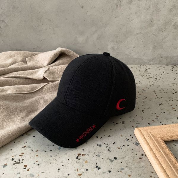 autumn and winter hat checkered baseball cap female casual wild peak cap street simple sun hat, Blue;gray
autumn and winter hat checkered baseball cap female casual wild peak cap street simple sun hat, Blue;gray