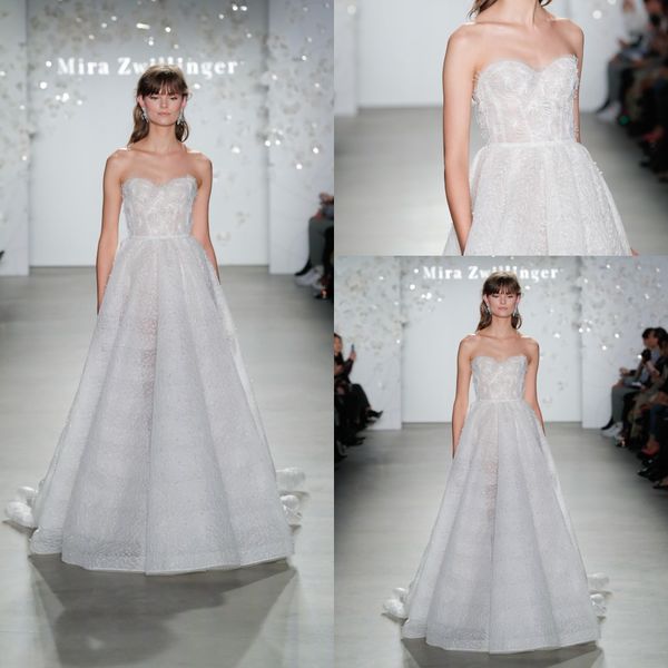 luxury mira zwillinger a line wedding dresses strapless sleeveless beads pearls ruched wedding gown sweep train robe de mariée, White
luxury mira zwillinger a line wedding dresses strapless sleeveless beads pearls ruched wedding gown sweep train robe de mariée, White