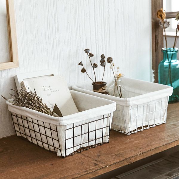 1 pcs iron makeup organizer with lining cloth box cosmetic organizer makeup box lipstick storage bathroom table
1 pcs iron makeup organizer with lining cloth box cosmetic organizer makeup box lipstick storage bathroom table