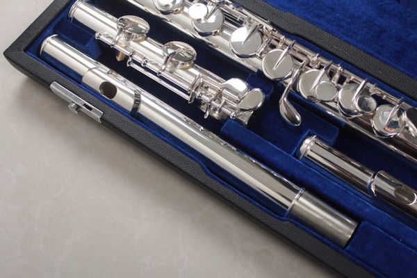 new alto flute 16 closed holes offset g cupronickel body and c footjoint with cas269h
new alto flute 16 closed holes offset g cupronickel body and c footjoint with cas269h