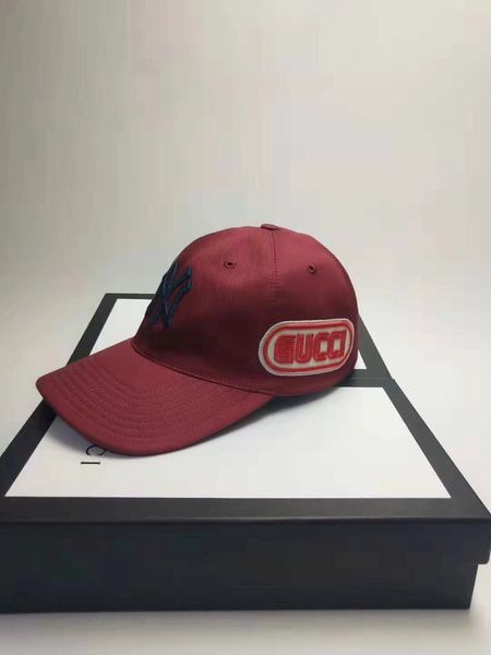 2019 Top Quality Celebrity design Letter Berets Cap Ball Caps Men Woman Cloches Stingy Brim Hats Visors NY Yankees 539836 4HF16 8300 009
2019 Top Quality Celebrity design Letter Berets Cap Ball Caps Men Woman Cloches Stingy Brim Hats Visors NY Yankees 539836 4HF16 8300 009