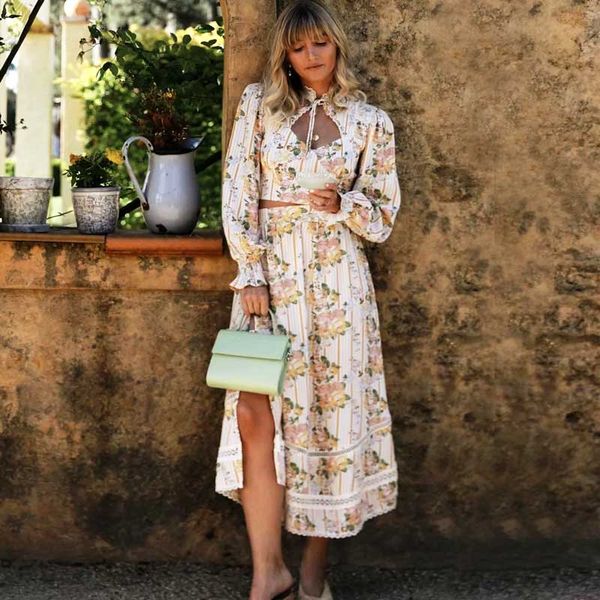 super chic rose print 2 piece outfits for women boho skirt blouse long sleeve 2 piece set women 2020 new summer set dress, White
super chic rose print 2 piece outfits for women boho skirt blouse long sleeve 2 piece set women 2020 new summer set dress, White