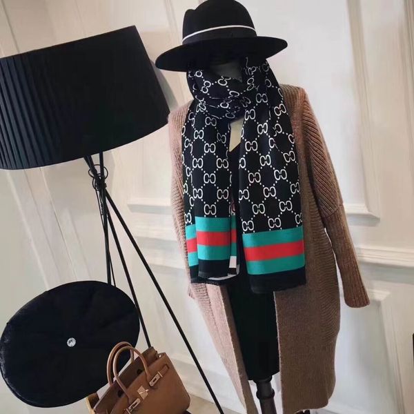 2020 зима шарф кашемира высокого класса мягкий толстый кашемировый шарф моды для мужчин и женщин шарф 180 * 70см, Blue;gray
2020 зима шарф кашемира высокого класса мягкий толстый кашемировый шарф моды для мужчин и женщин шарф 180 * 70см, Blue;gray