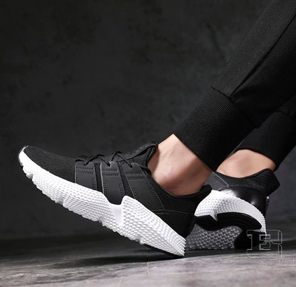 высокое качество дешевые мода мужская обувь mesh дышащие кроссовки walking мужчины обувь новая комфортная легкие кроссовки e-200228120
высокое качество дешевые мода мужская обувь mesh дышащие кроссовки walking мужчины обувь новая комфортная легкие кроссовки e-200228120