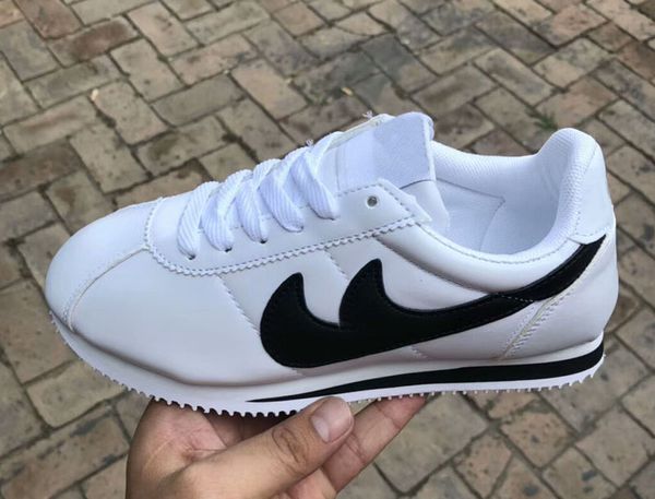 A6 2019 Hot new brands Casual Shoes men and women cortez shoes leisure Shells shoes Leather fashion outdoor Sneakers size 36-44
A6 2019 Hot new brands Casual Shoes men and women cortez shoes leisure Shells shoes Leather fashion outdoor Sneakers size 36-44