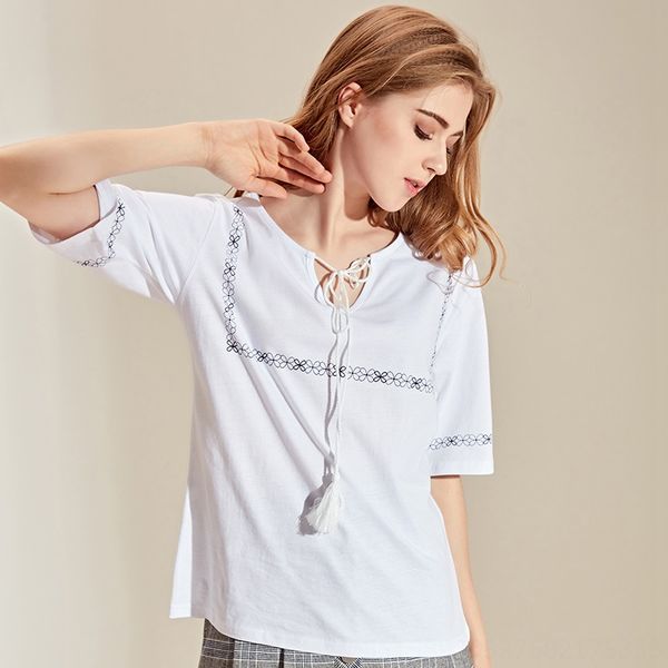 pure color printed short-sleeved women's loose half-open v-neck tassel t-shirt t-shirt strap half-sleeve casual top, White
pure color printed short-sleeved women's loose half-open v-neck tassel t-shirt t-shirt strap half-sleeve casual top, White