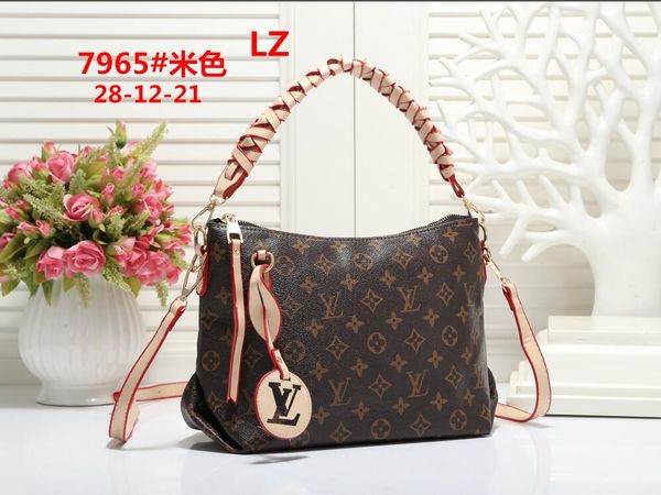 2020 designers handbags original leather women handbags flower luxury designers composite bags lady clutch shoulder tote female purse 7965
2020 designers handbags original leather women handbags flower luxury designers composite bags lady clutch shoulder tote female purse 7965