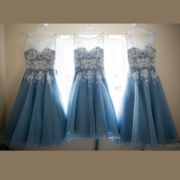 pretty organza tea length blue bridesmaid dresses a-line scoop maid of honor dresses short white lace appliques wedding party dresses, White;pink
pretty organza tea length blue bridesmaid dresses a-line scoop maid of honor dresses short white lace appliques wedding party dresses, White;pink