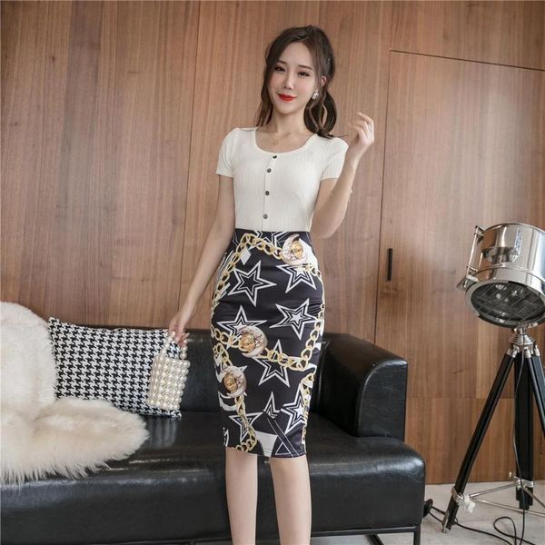 women's skirt 2020 summer korean slim high waist printed bag hip skirt women's midi elegant, Black
women's skirt 2020 summer korean slim high waist printed bag hip skirt women's midi elegant, Black