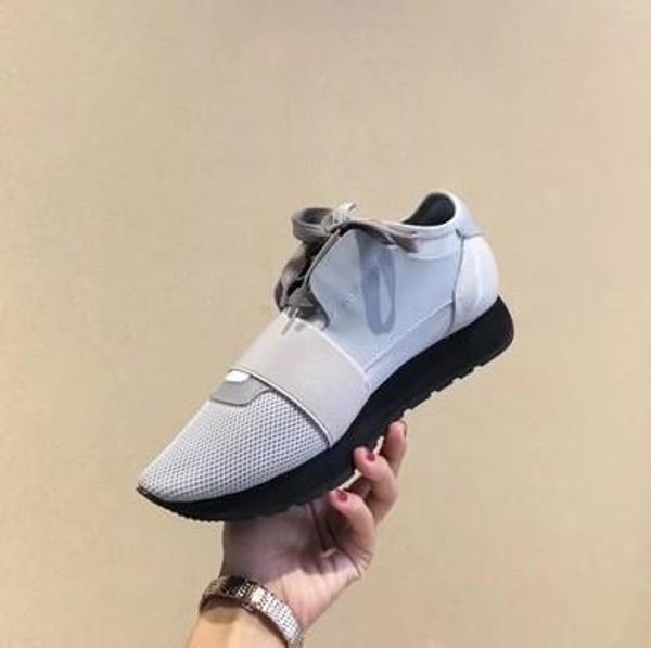 new fashion men women black leather mesh patchwork casual shoes fashion sneakers,brand designer classic leisure flat shoes35-45drop shipping 
new fashion men women black leather mesh patchwork casual shoes fashion sneakers,brand designer classic leisure flat shoes35-45drop shipping