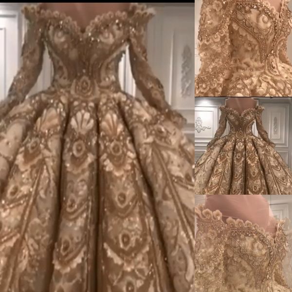 роскошный золотой кристалл бисером бальное платье свадебные платья арабский дубай плюс размер с плеча кружева аппликация свадебное платье ре, White
роскошный золотой кристалл бисером бальное платье свадебные платья арабский дубай плюс размер с плеча кружева аппликация свадебное платье ре, White