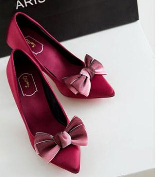 2019 women's shoes in spring and autumn with new style high heel fine heel pointed end bowknot @225, Black
2019 women's shoes in spring and autumn with new style high heel fine heel pointed end bowknot @225, Black