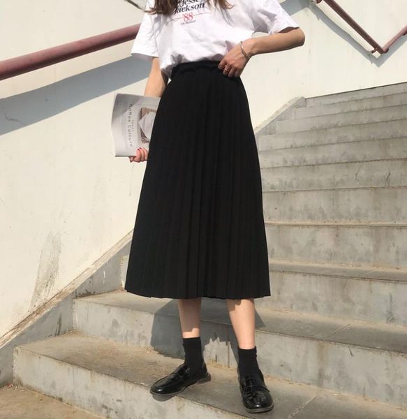 2020 spring summer women long maxi pleated skirt high waist elascity casual party skirt vintage sweet women midi, Black
2020 spring summer women long maxi pleated skirt high waist elascity casual party skirt vintage sweet women midi, Black
