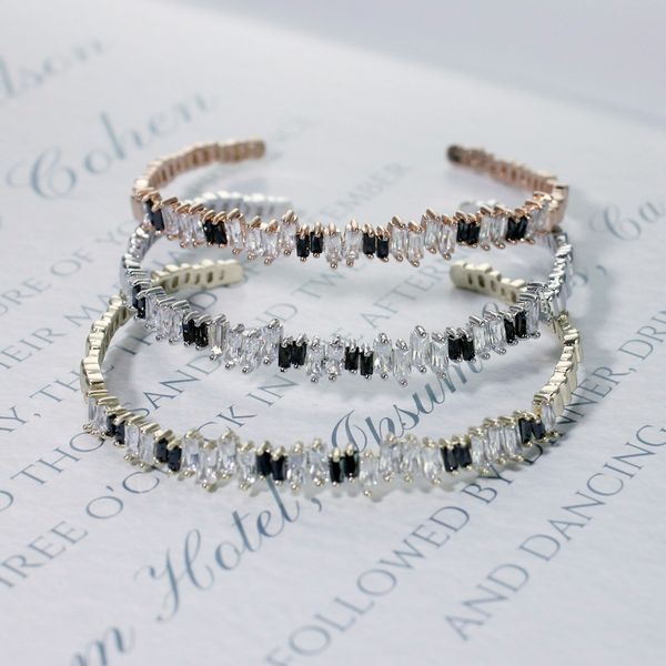 shinning crytal geometric zircon open bangle silver and gold simple classic open bracelet bangle
shinning crytal geometric zircon open bangle silver and gold simple classic open bracelet bangle