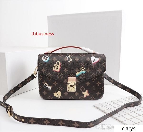 дизайнерская сумочка монограммы pochette metis metis love lock pochette tasche полный комплект m43991 m40780 m44366size: 9.8*7.5*2.7 см
дизайнерская сумочка монограммы pochette metis metis love lock pochette tasche полный комплект m43991 m40780 m44366size: 9.8*7.5*2.7 см