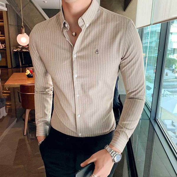 3xl men formal wear shirt autumn new business men dress shirt long sleeve simple embroidery striped shirts for, White;black
3xl men formal wear shirt autumn new business men dress shirt long sleeve simple embroidery striped shirts for, White;black