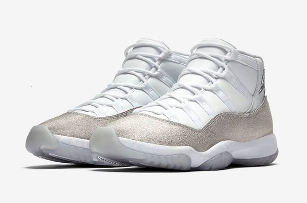 с коробкой 2019 женщин ботинки баскетбола 11s metallic silver ar0715-100 high real волокна углерода для женщин спорт бренд дизайнерские крос
с коробкой 2019 женщин ботинки баскетбола 11s metallic silver ar0715-100 high real волокна углерода для женщин спорт бренд дизайнерские крос