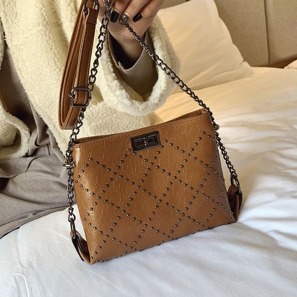 2020 china brand women fashion plaid square bags designer messenger chain shoulder bags lady delin/03
2020 china brand women fashion plaid square bags designer messenger chain shoulder bags lady delin/03