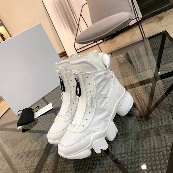 2019 new booties fashion designer women/men luxury nail shoes black boots genuine leather ankle boots flat bottom ing
2019 new booties fashion designer women/men luxury nail shoes black boots genuine leather ankle boots flat bottom ing